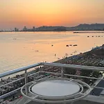 Sun, Sea And Serenity - Beachfront With Sunset Views And Soothing Waves
