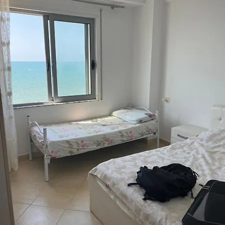 Daire Sun, Sea And Serenity - Beachfront With Sunset Views And Soothing Waves