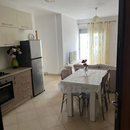 Sun, Sea And Serenity - Beachfront With Sunset Views And Soothing Waves شقة دراس