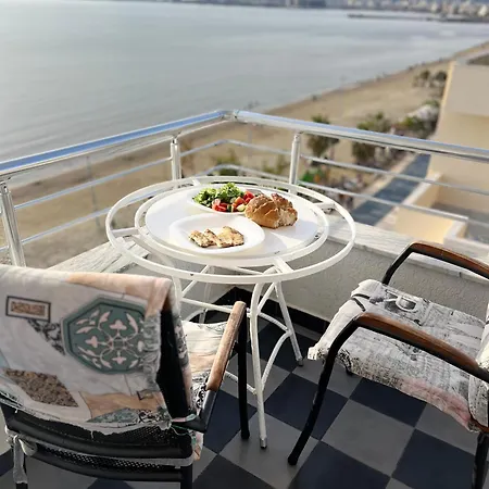 Sun, Sea And Serenity - Beachfront With Sunset Views And Soothing Waves