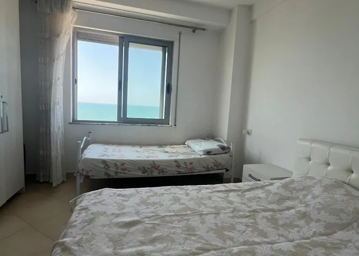 Sun, Sea And Serenity - Beachfront With Sunset Views And Soothing Waves *
