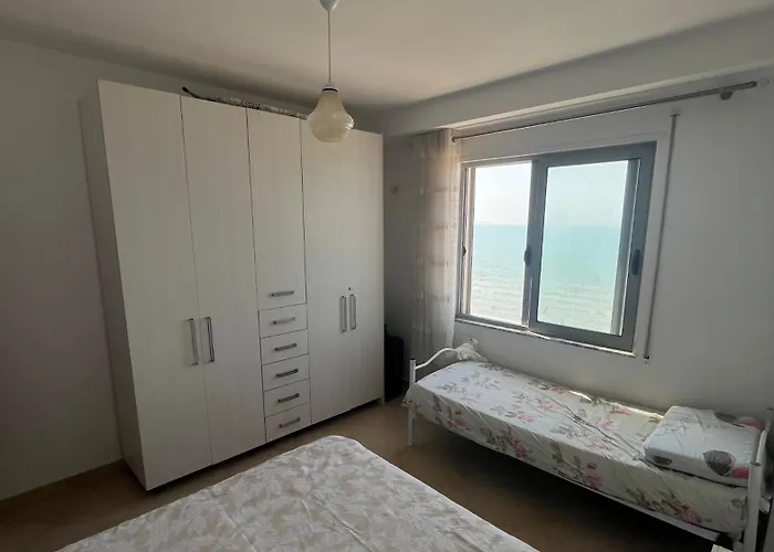 Sun, Sea And Serenity - Beachfront With Sunset Views And Soothing Waves