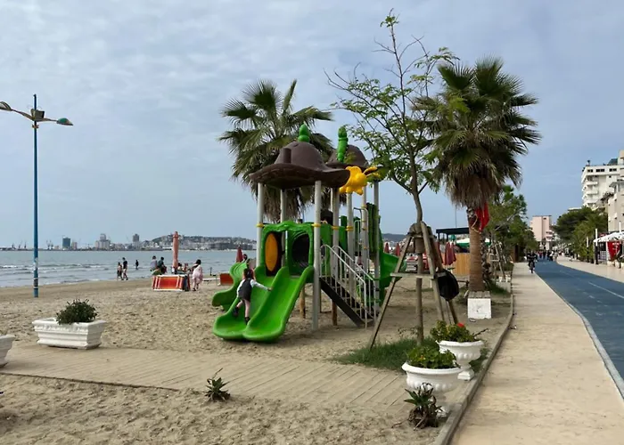 Apartment Sun, Sea And Serenity - Beachfront With Sunset Views And Soothing Waves Durres