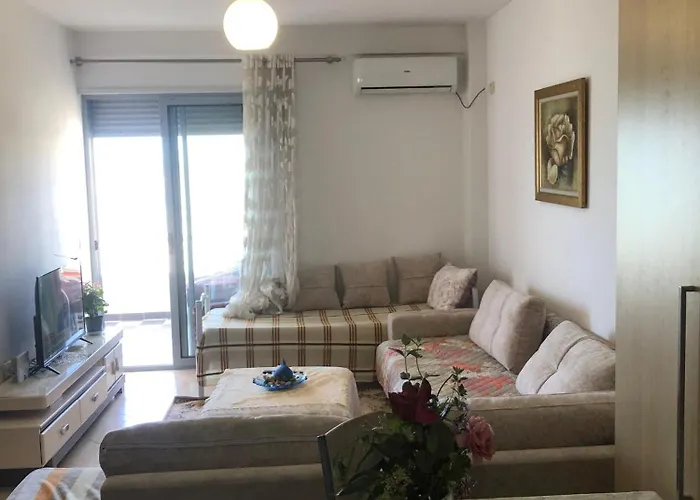 Apartment Sun, Sea And Serenity - Beachfront With Sunset Views And Soothing Waves