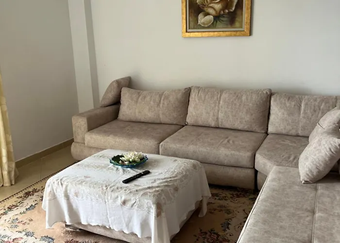 Apartment Sun, Sea And Serenity - Beachfront With Sunset Views And Soothing Waves *
