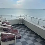 Appartamento Sun, Sea And Serenity - Beachfront With Sunset Views And Soothing Waves