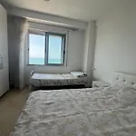 Sun, Sea And Serenity - Beachfront With Sunset Views And Soothing Waves *