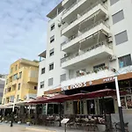 Sun, Sea And Serenity - Beachfront With Sunset Views And Soothing Waves Durrës