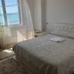 Sun, Sea And Serenity - Beachfront With Sunset Views And Soothing Waves