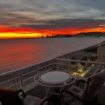 Appartamento Sun, Sea And Serenity - Beachfront With Sunset Views And Soothing Waves