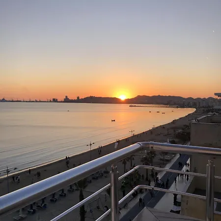 Sun, Sea And Serenity - Beachfront With Sunset Views And Soothing Waves *