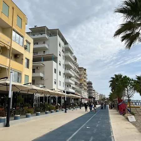 Sun, Sea And Serenity - Beachfront With Sunset Views And Soothing Waves 公寓