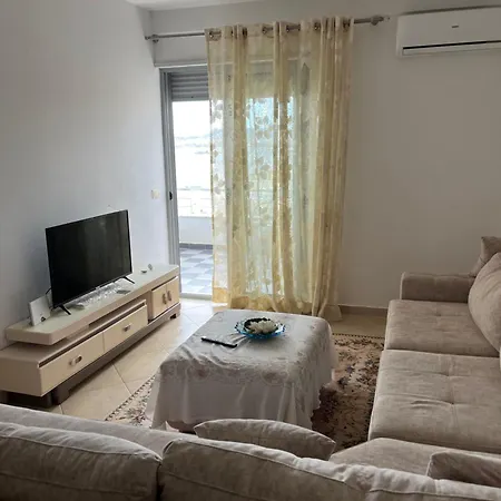 Sun, Sea And Serenity - Beachfront With Sunset Views And Soothing Waves דירה *