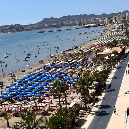 Sun, Sea And Serenity - Beachfront With Sunset Views And Soothing Waves דירה דורס