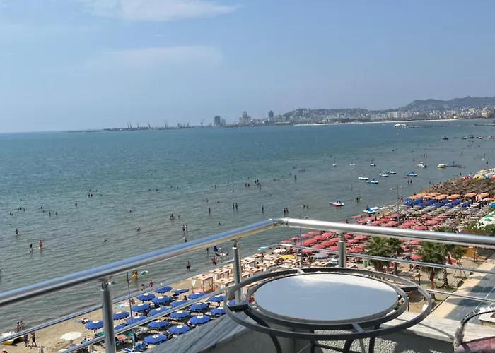 Sun, Sea And Serenity - Beachfront With Sunset Views And Soothing Waves * Δυρράχιο