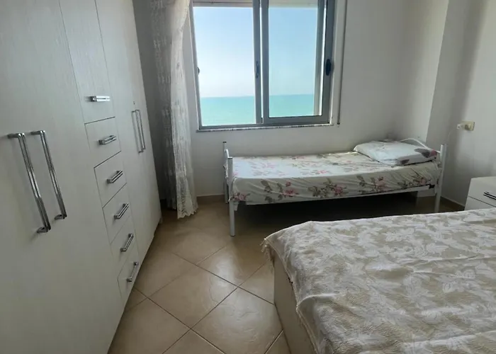 Sun, Sea And Serenity - Beachfront With Sunset Views And Soothing Waves Durrës