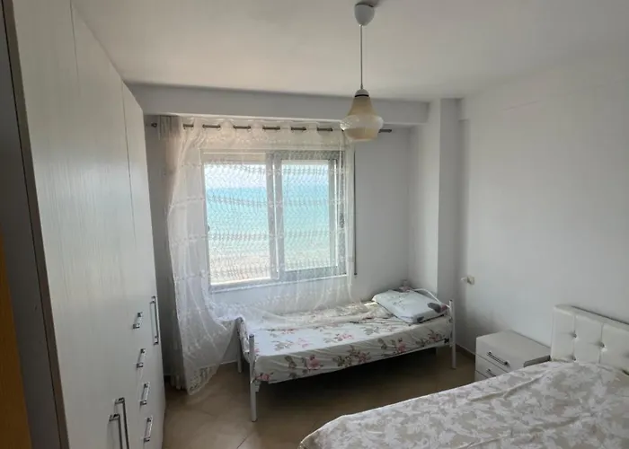 Sun, Sea And Serenity - Beachfront With Sunset Views And Soothing Waves