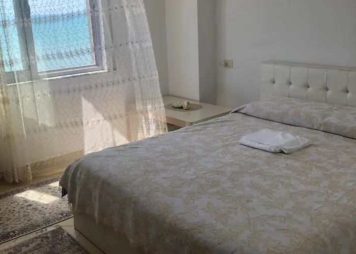 Sun, Sea And Serenity - Beachfront With Sunset Views And Soothing Waves