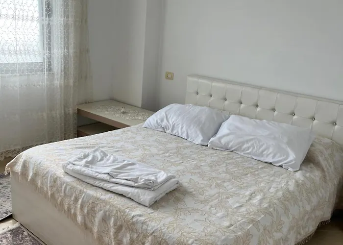 Sun, Sea And Serenity - Beachfront With Sunset Views And Soothing Waves *