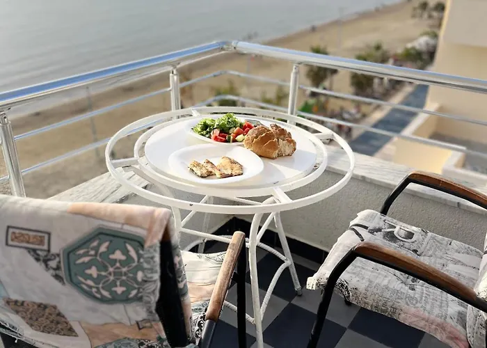 Sun, Sea And Serenity - Beachfront With Sunset Views And Soothing Waves